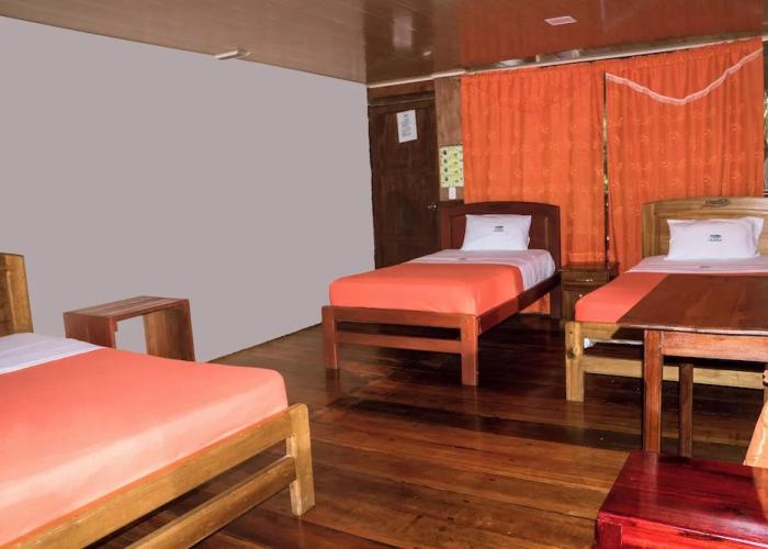 Caiman Lodge