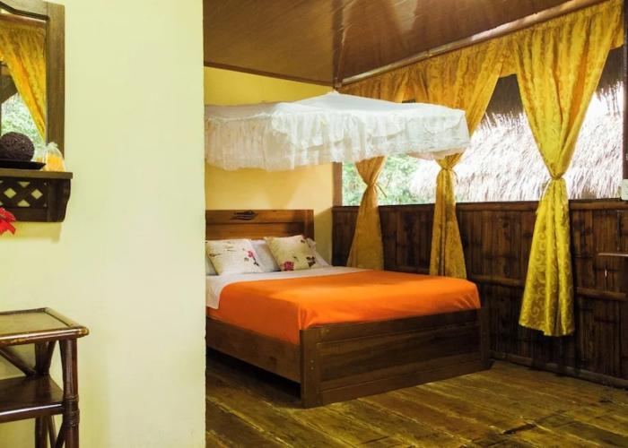 Caiman Lodge