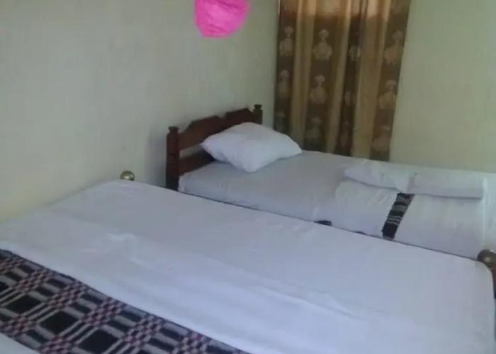 Green Court Hotel