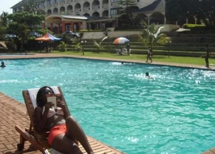Tropic Inn Hotel
