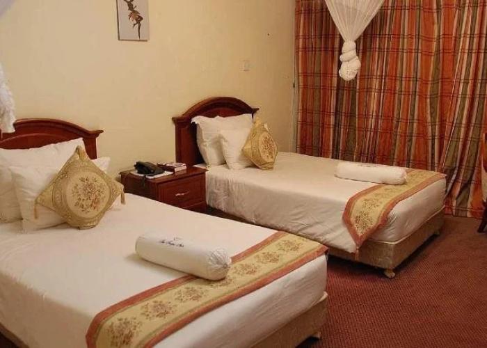 Tropic Inn Hotel