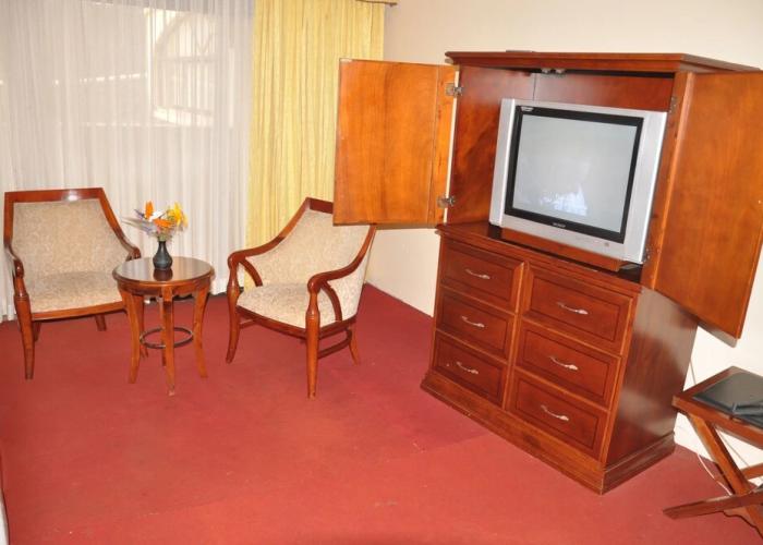 Tropic Inn Hotel