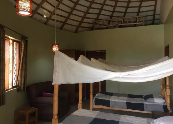 Banda Lodge