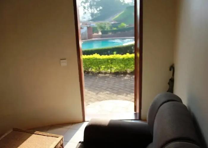 Banda Lodge