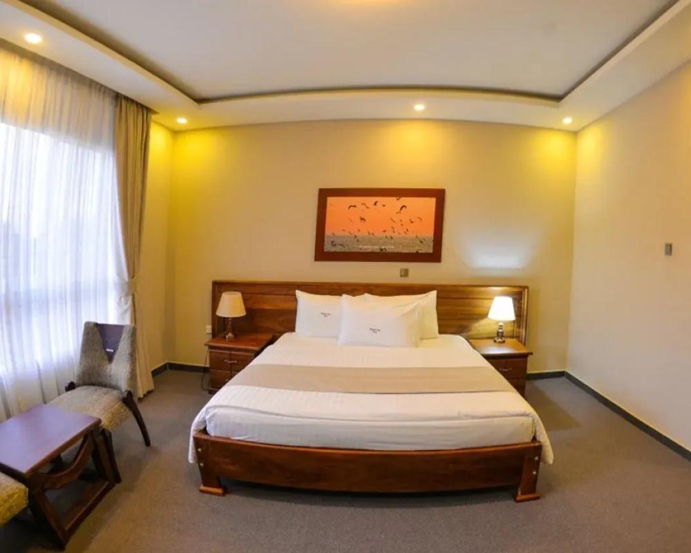 фото Maple Leaf Hotel