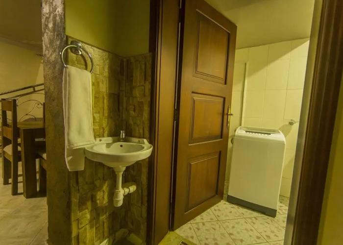 Victoria Breeze Hotel Apartment