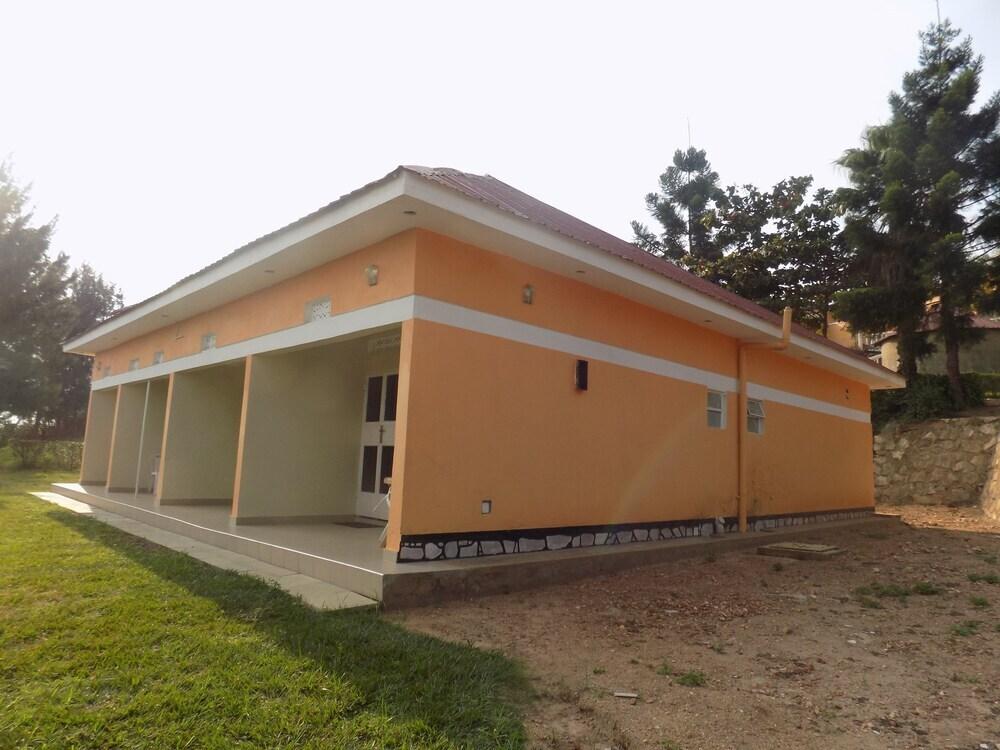 Heritage Country Club