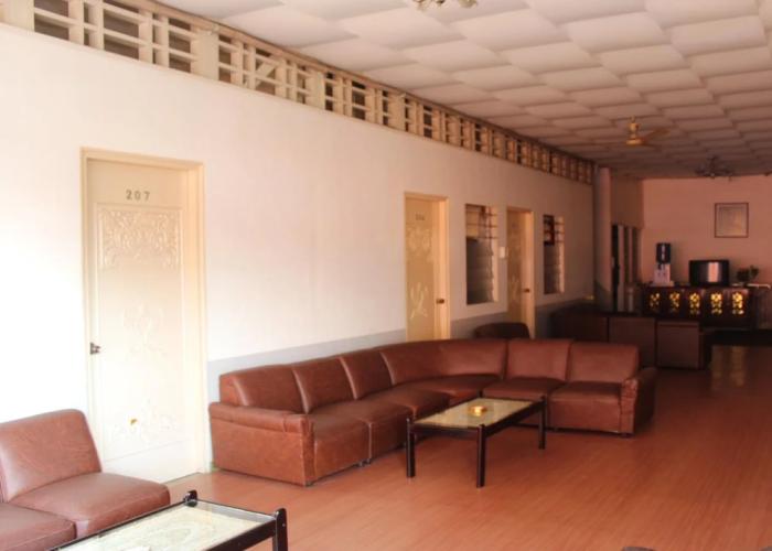 Hotel Khatulistiwa