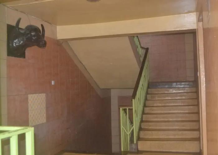 Location Plaza Restaurant