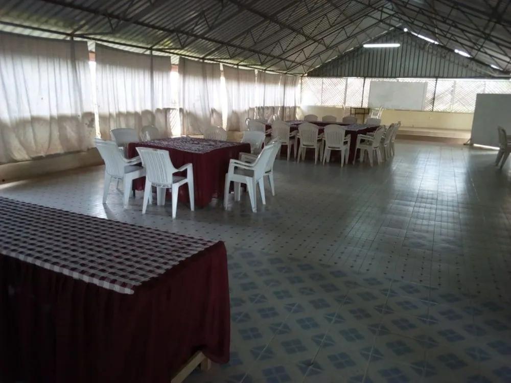 фото Kitui Resort Hotel