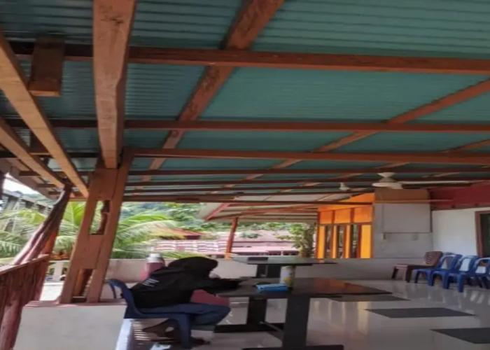 EXPRESS O 91702 Mandeh Homestay Syariah Near Bank Nagari PT Bank Pembangunan Daerah (BPD) Sumbar Cabang Painan