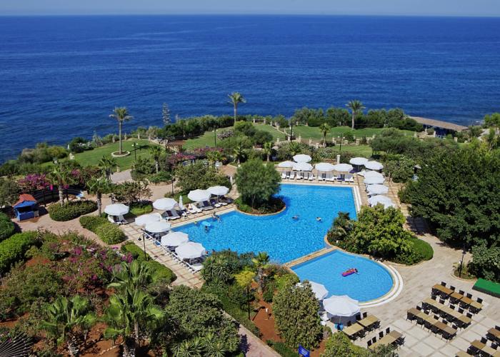 Merit Crystal Cove Hotel Casino & SPA