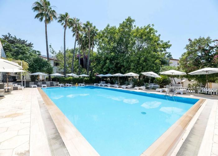 Riverside Garden Resort Hotel