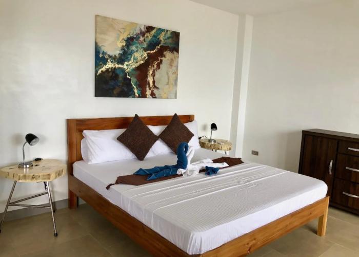 Sunset Cove Beach & Dive Resort