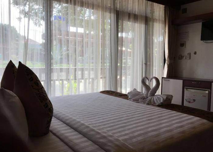 Rattanakvisal Boutique