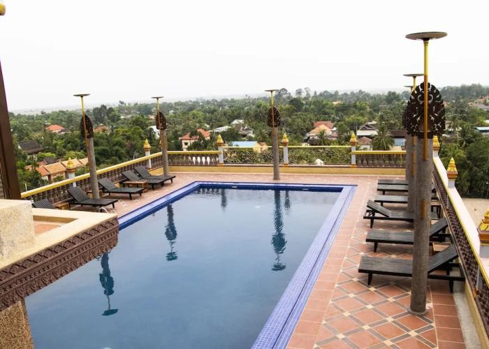 Puok hotel & Resort