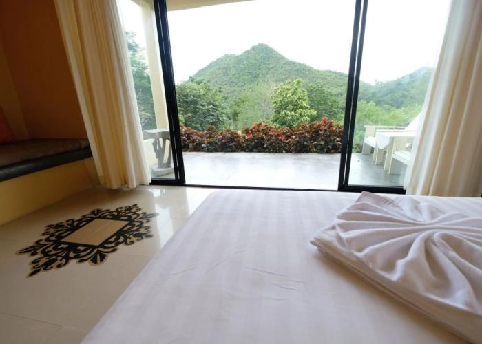 Hi - Scene Resort