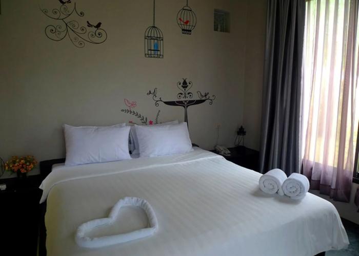 Hi - Scene Resort