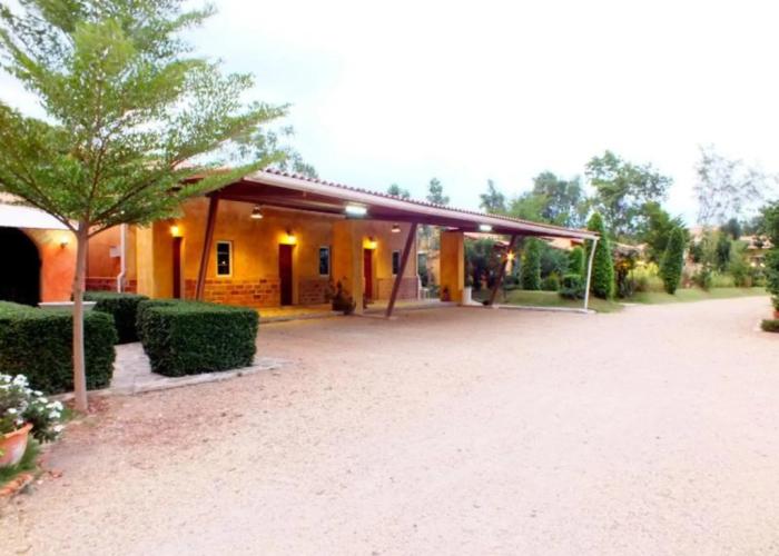 Villa Tuscany Country Resort