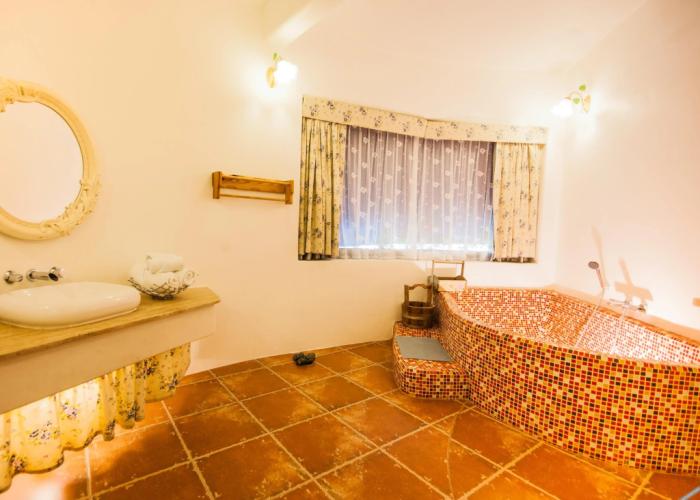 Swiss Valley Hip Resort