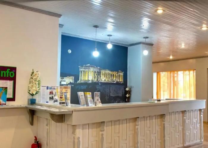 Villa Andrews Hotel