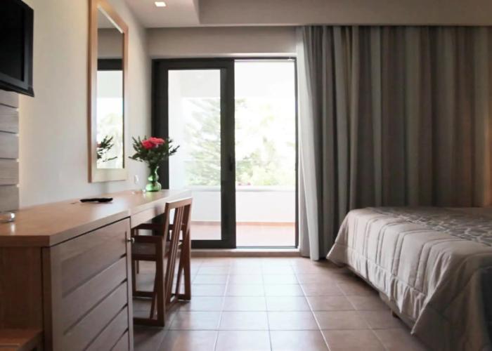Tigaki Beach Hotel
