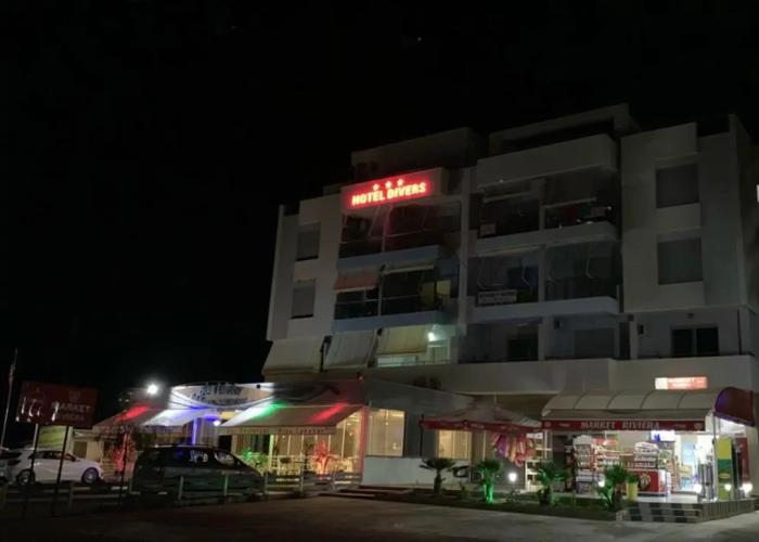 Hotel Divers