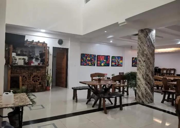 RedDoorz @ Jollydays Hotel Nueva Ecija - Vaccinated Staff
