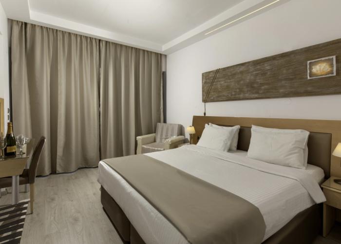 Kolymbia Bay Art - Adults Only