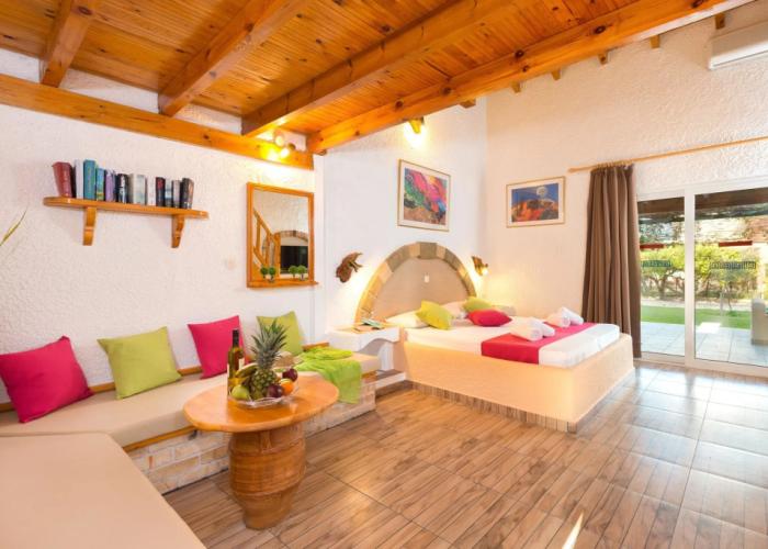 Elefteria Apartments