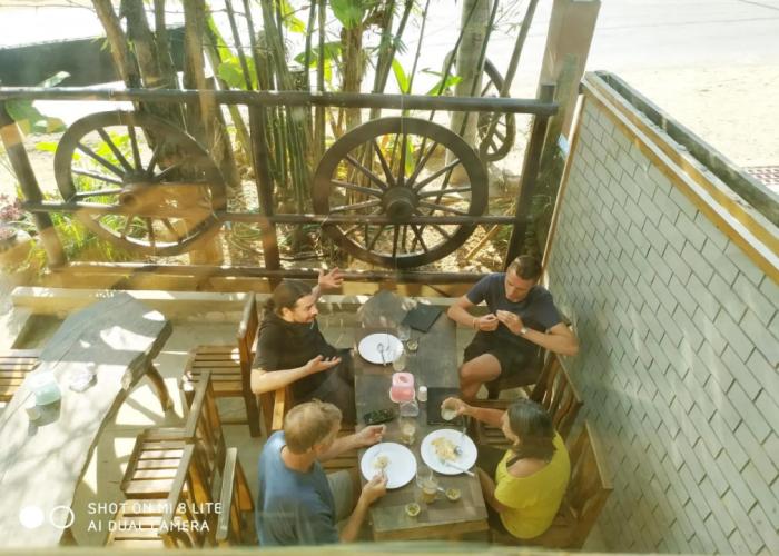 Dream House Guest House & Restaurant