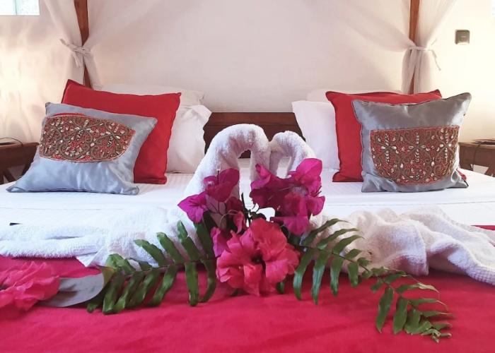 Ravoraha Ecolodge