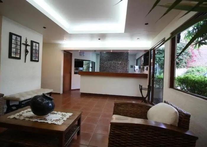 Hotel Villa Blanca Suites