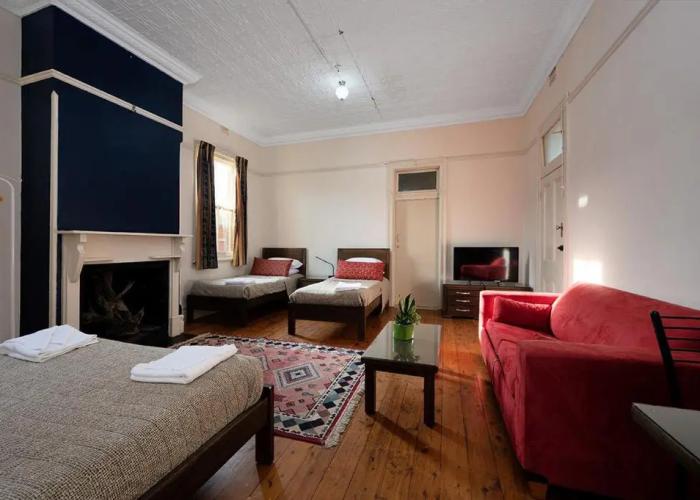 Commercial Travellers House