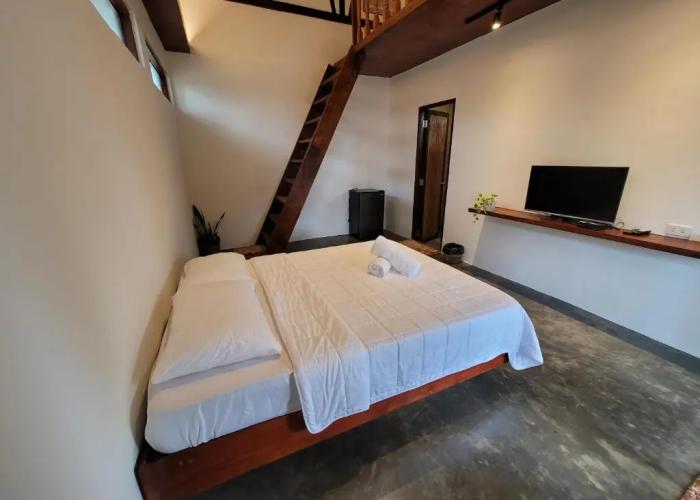 Ikani Surf Resort