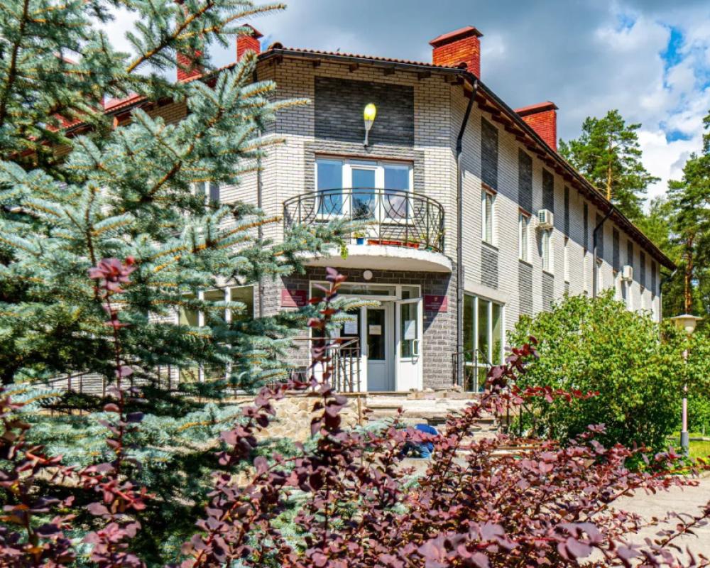 Sanatoriy Russkiy Les