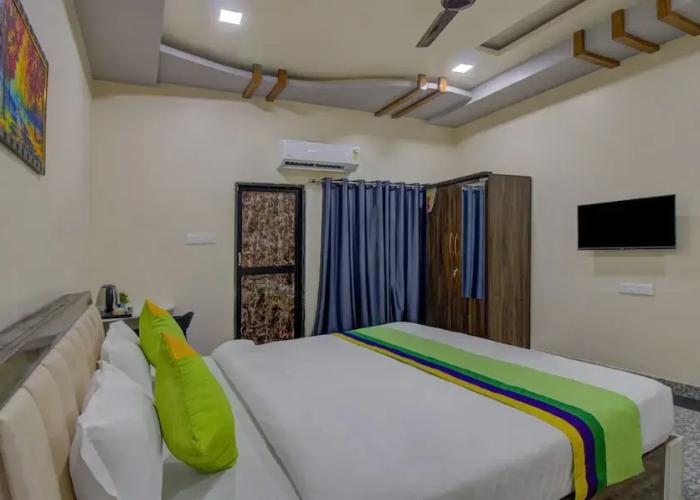 Treebo Royal, Chandrapur