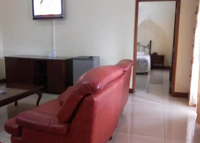 Lillian Towers Hotel