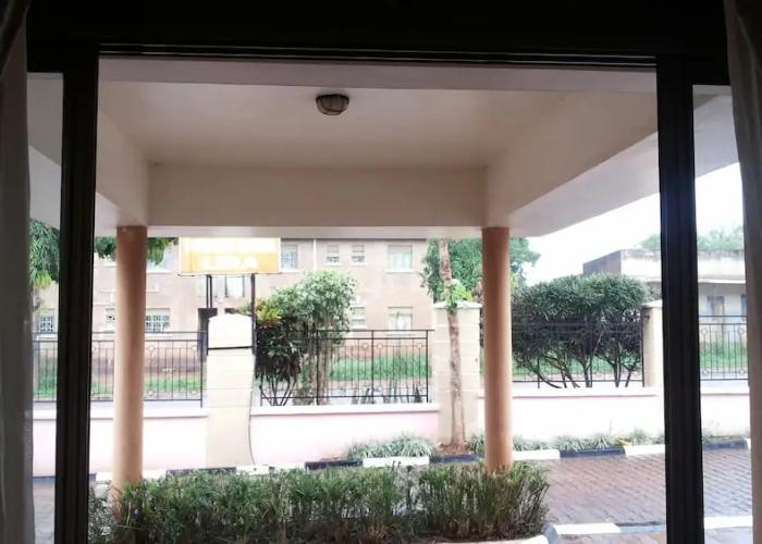 Lillian Towers Hotel