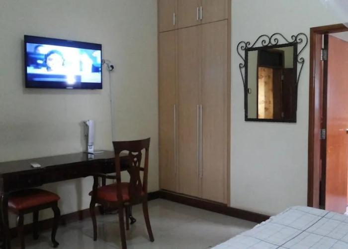 Lillian Towers Hotel