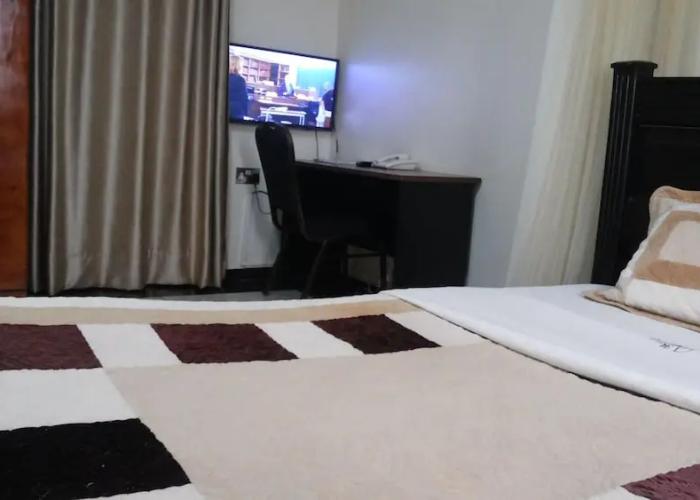 Hotel Good News