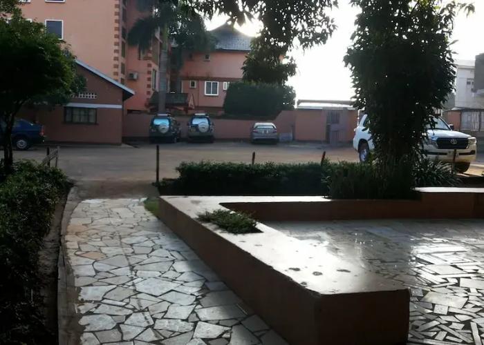 Garden Inn