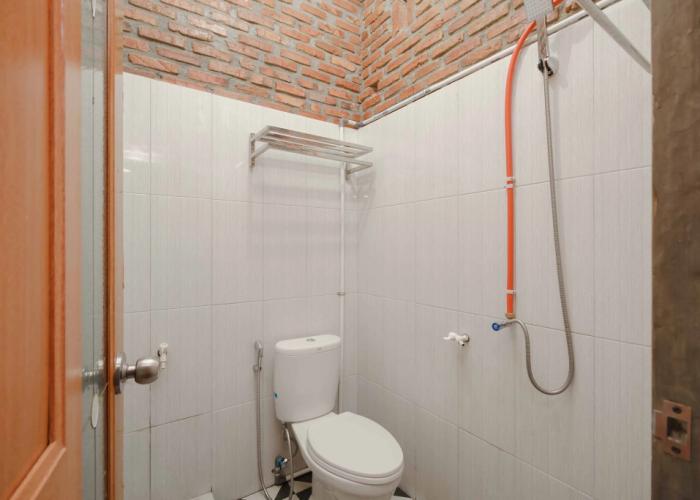RedDoorz Syariah near Jalan Asahan Pematang Siantar