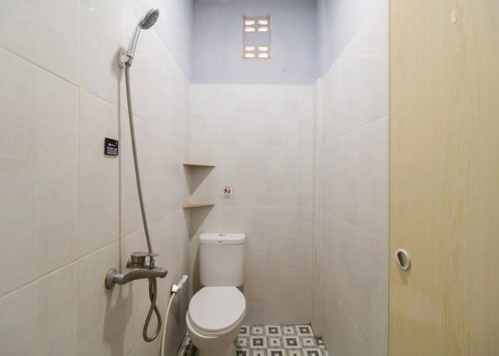 RedDoorz Plus near Ramayana Pematangsiantar