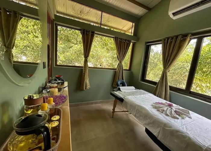 Tadoba Jungle Camp