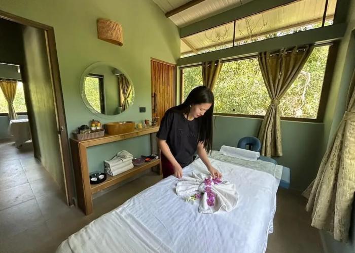 Tadoba Jungle Camp