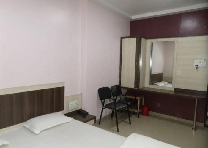 Hotel Amit Plaza