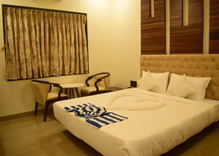 Hotel Chandradeep Regency