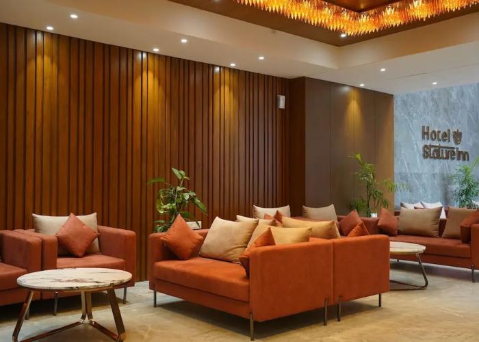 Hotel Stature Inn