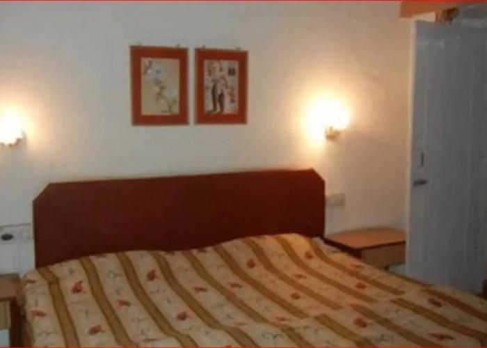 Hotel Grand Barrack